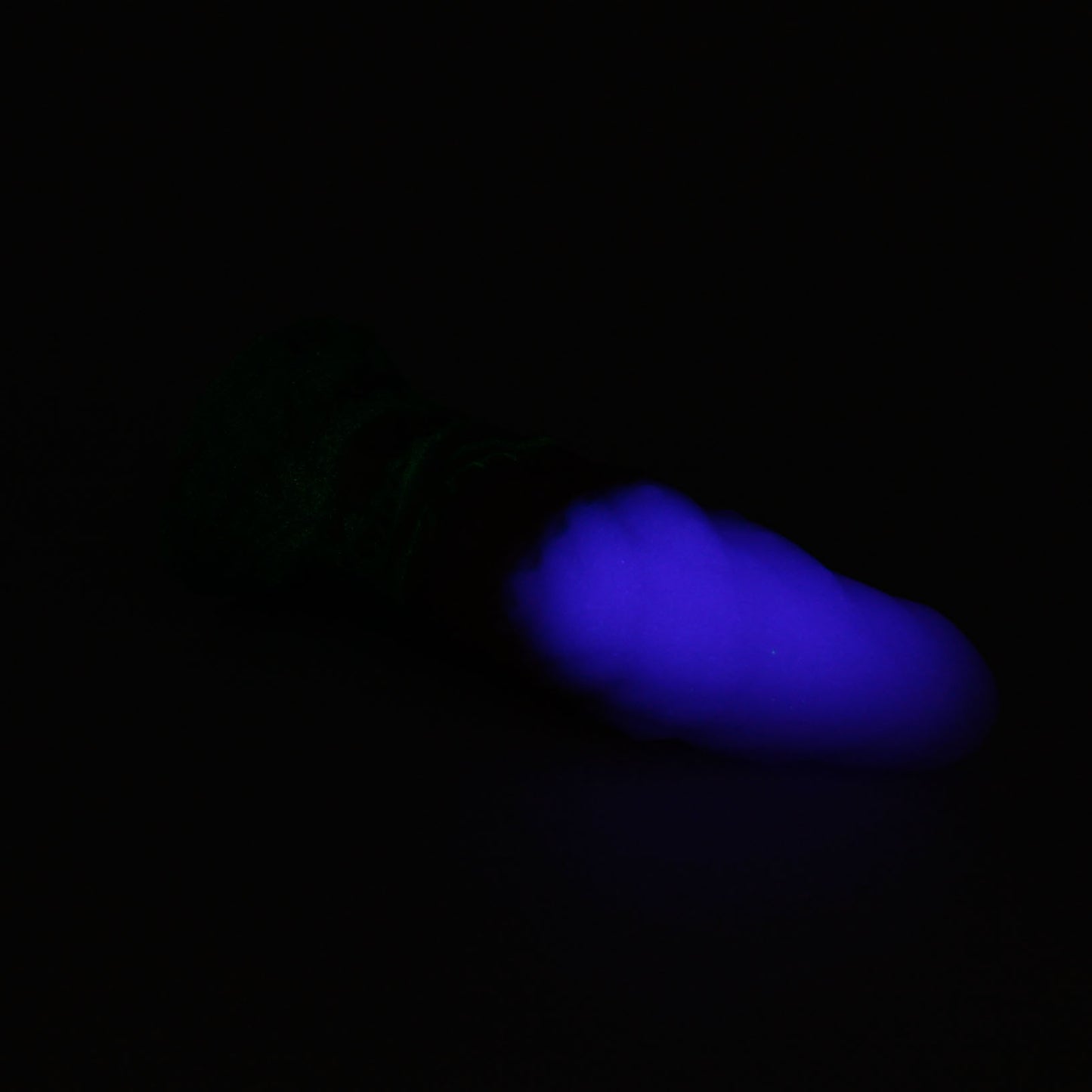 Shadow Demon Small 00-30 Soft Purple Aster GITD