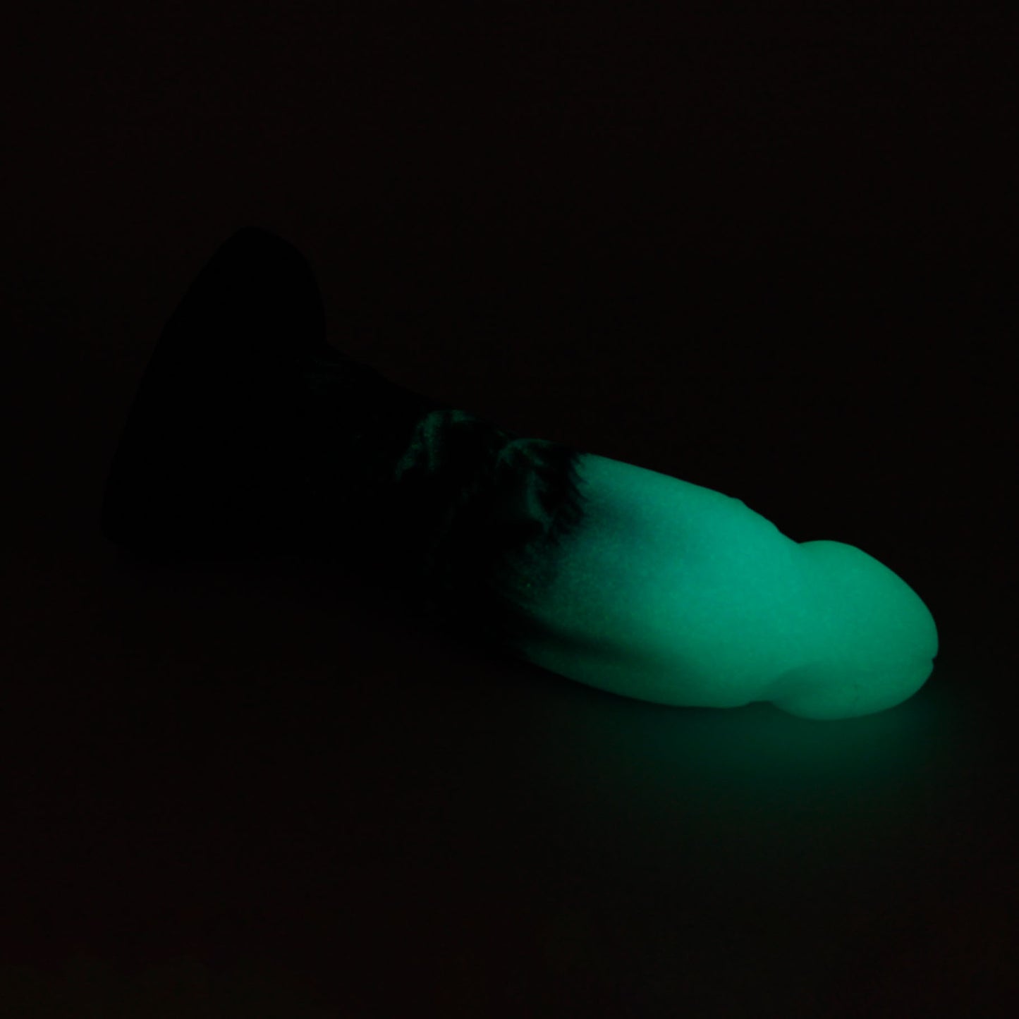 Elven Sorcerer Small 00-30 Soft Tropical Coral GITD Suction Base