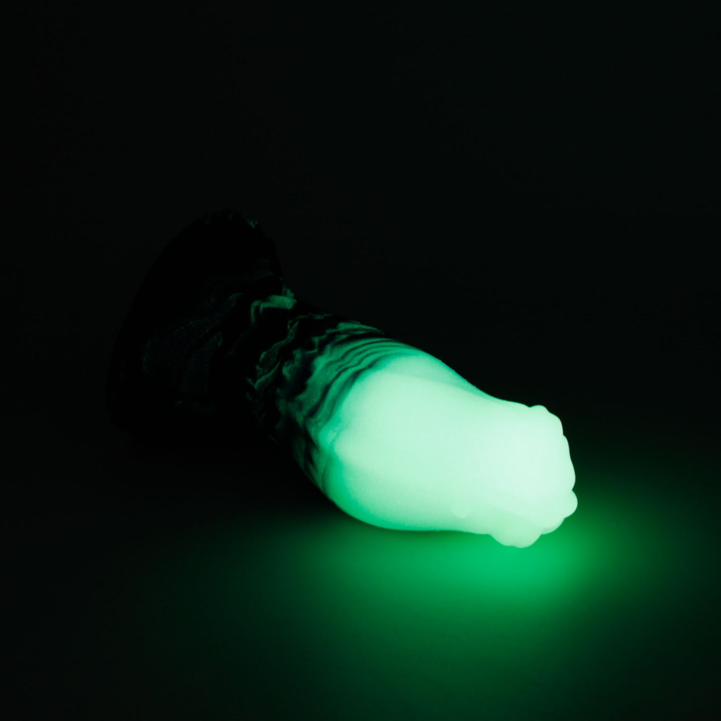 Firbolg Medium 00-30 Soft Halfway to Halloween GITD Suction Base