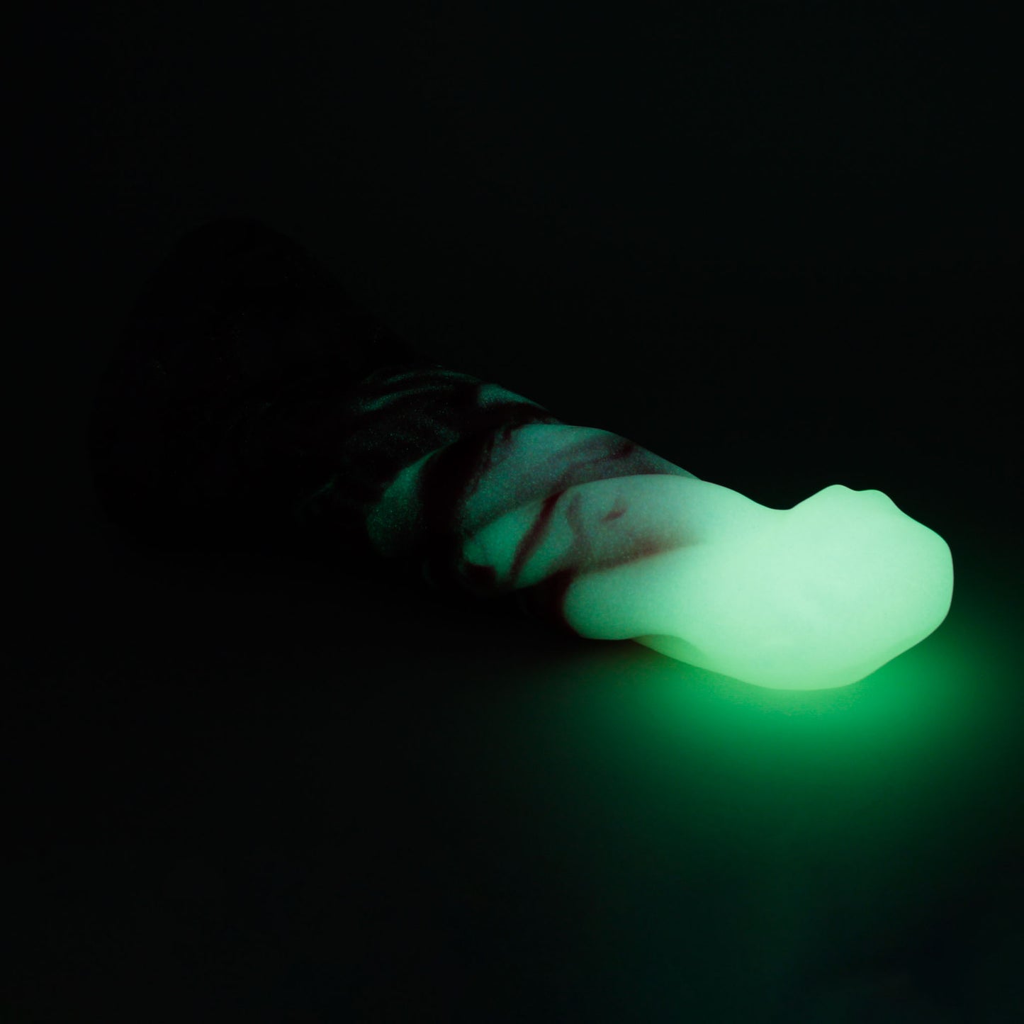 Mind Flayer Medium 00-30 Soft Hibiscus GITD Suction Base
