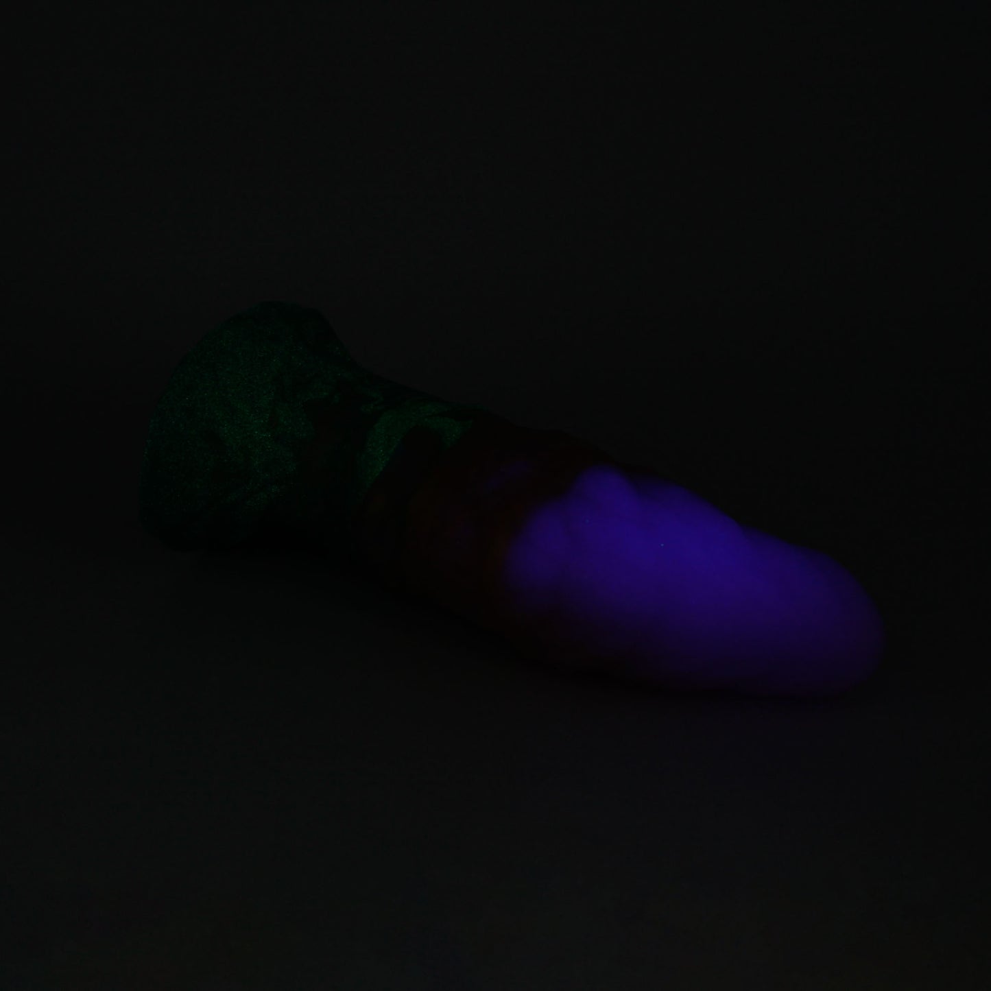 Shadow Demon Medium 00-30 Soft Purple Aster GITD