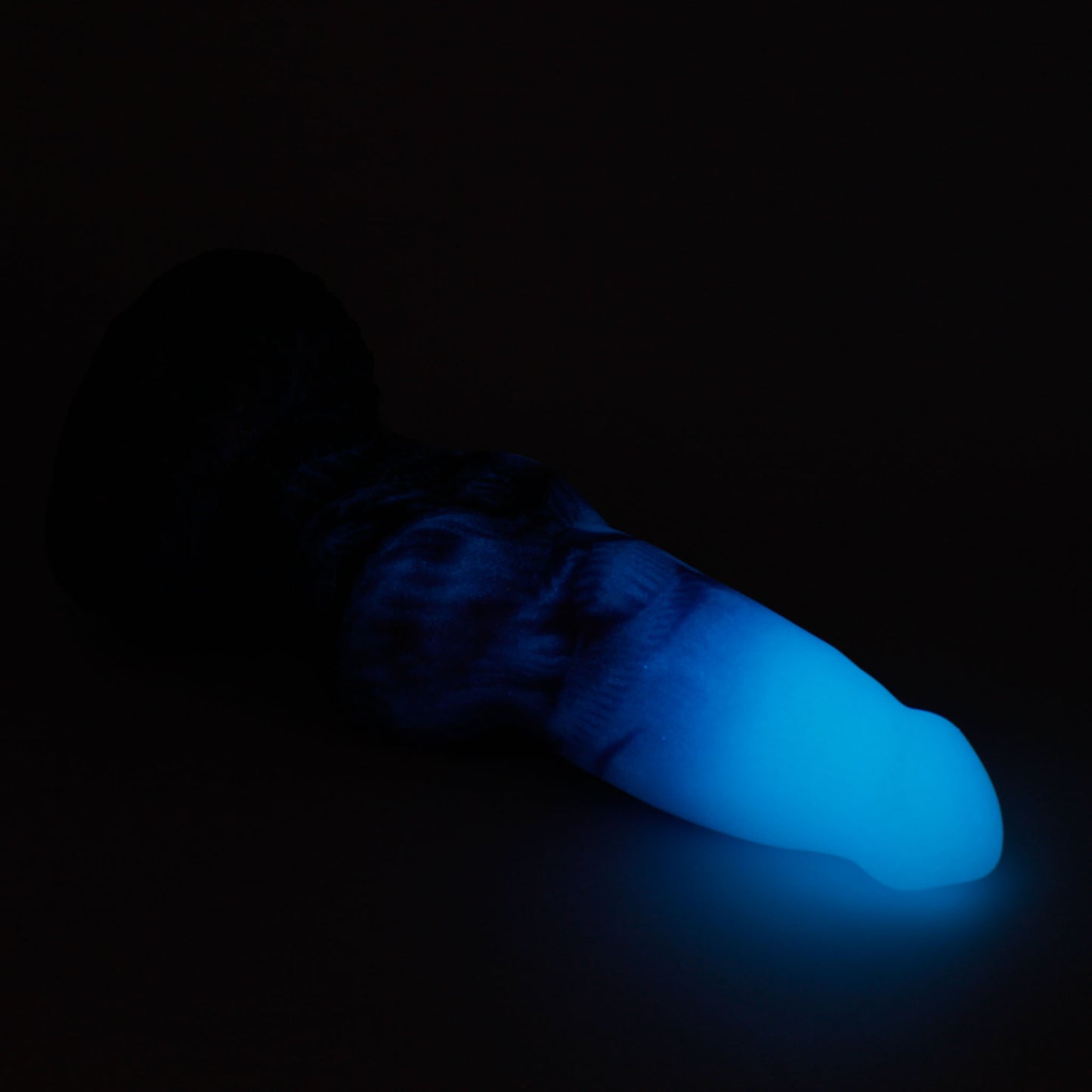 Direwolf Large 00-30 Soft Must Sea GITD Color Shift Suction Base