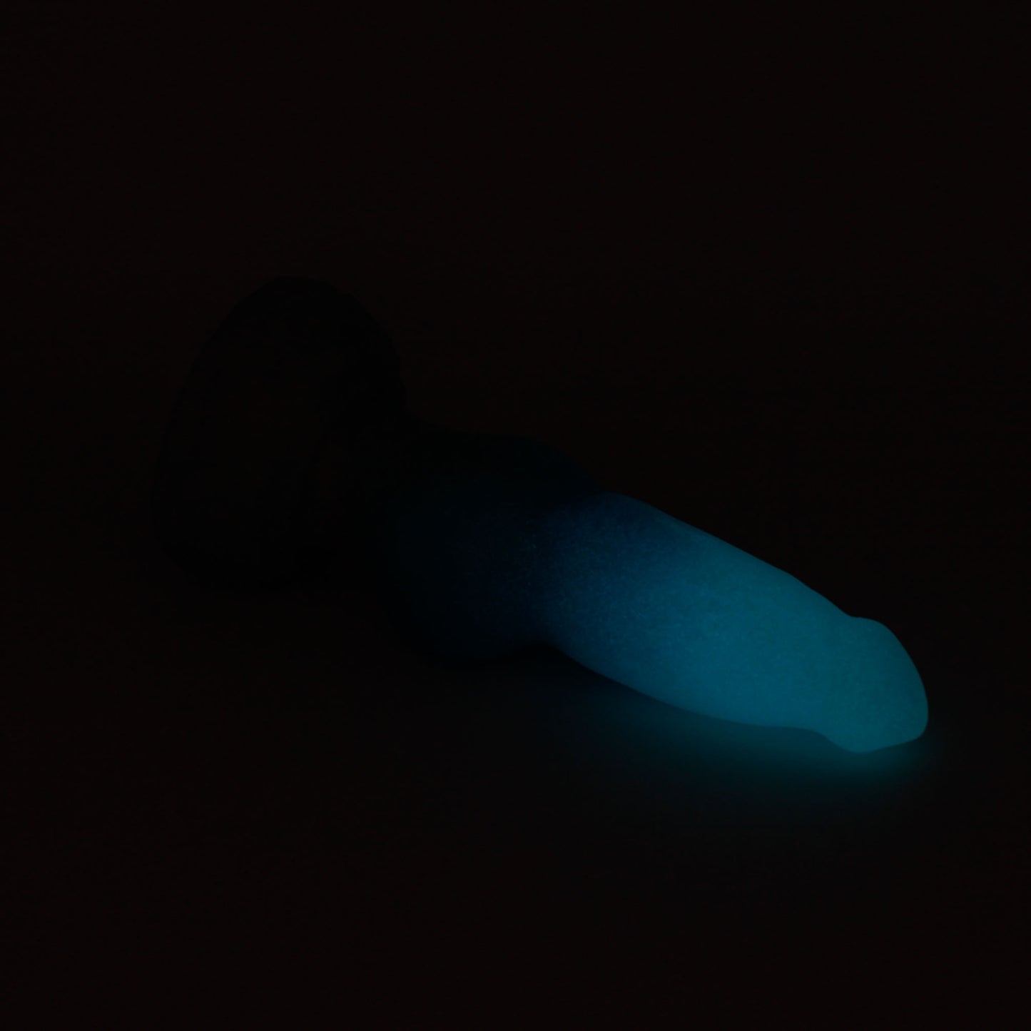 Direwolf Small 00-31 Soft Near Clear Beachside GITD Color Shift Suction Base