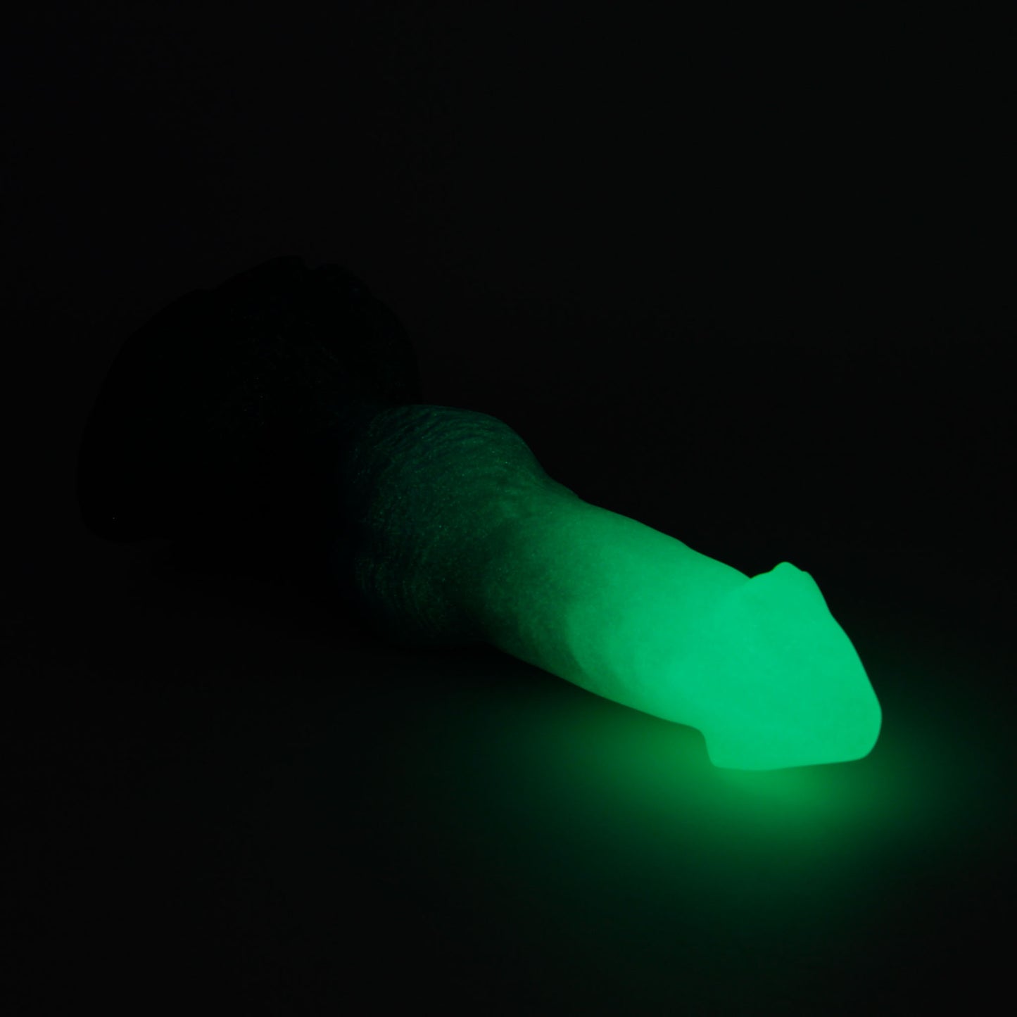 Dragon Medium 00-31 Soft Near Clear Aurora GITD Color Shift