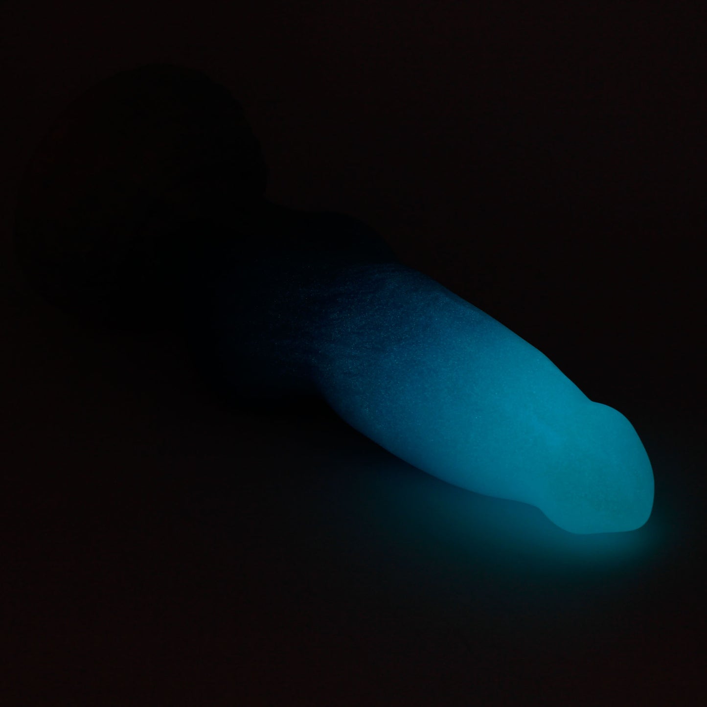 Direwolf X-Large 00-31 Soft Near Clear Beachside GITD Color Shift Suction Base
