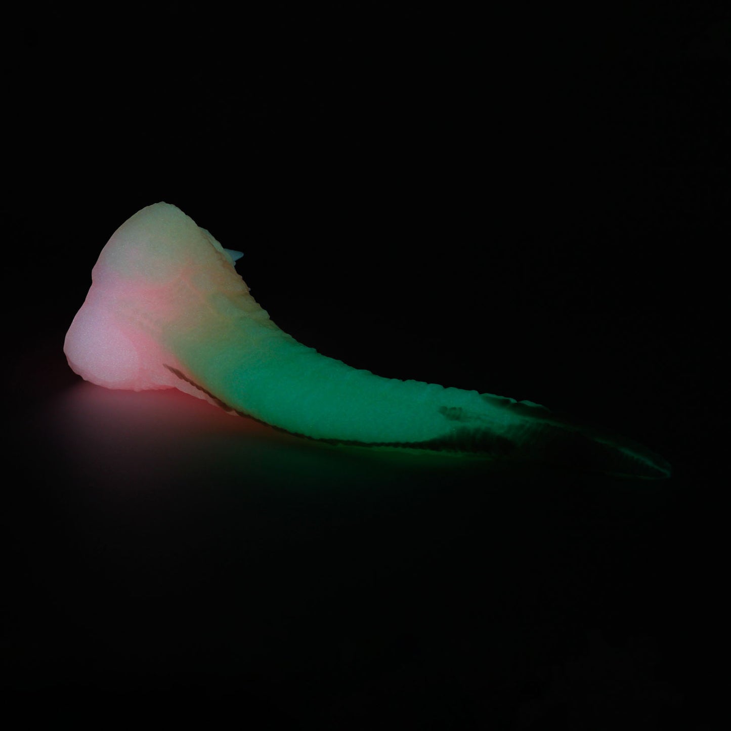 Small Dragon's Tail 00-30 Soft Cake Drip GITD