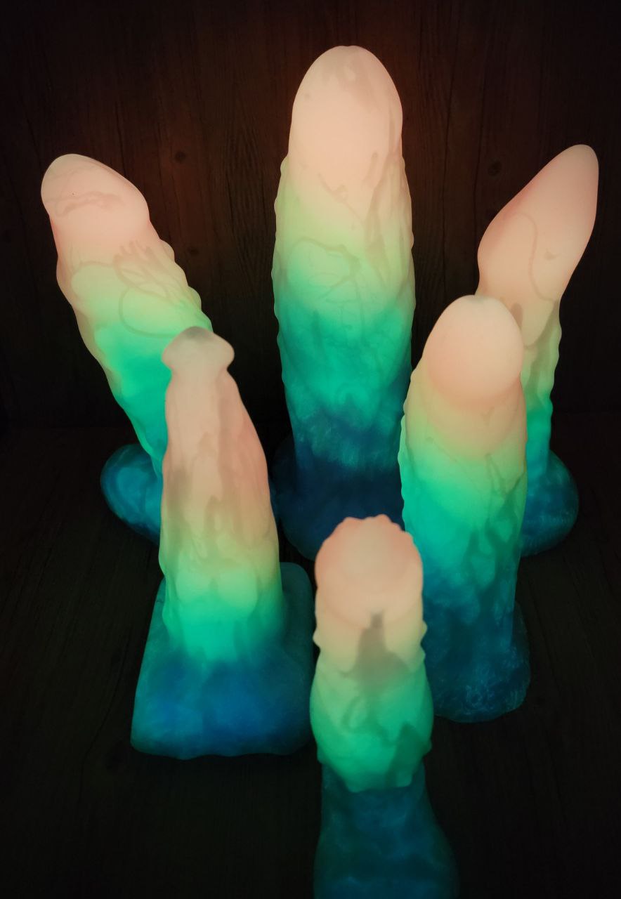 Medium Displacer 00-30 Soft Rainbow Fade Frost Splatter GITD Color Shift