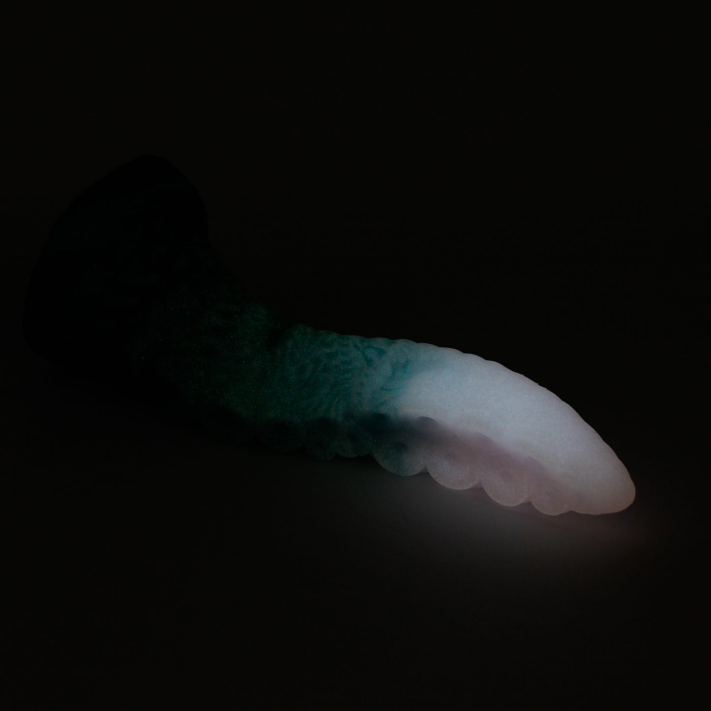 Dark Mantle Tentacle Small 00-30 Soft Out of the blue GITD CS Suction Base