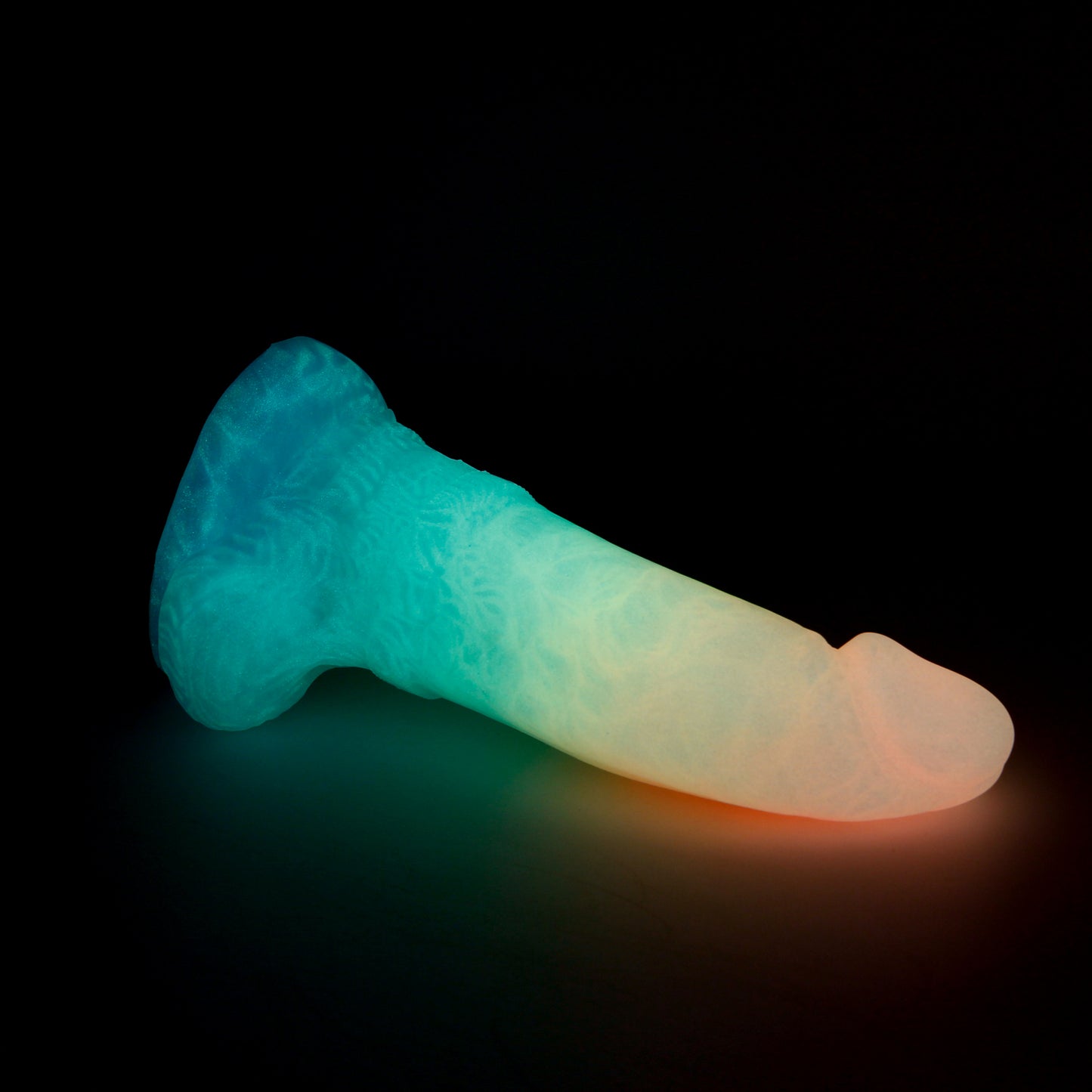 Astarion the Vampire Rogue Medium 00-30 Soft Crystal Rainbow GITD Suction Base
