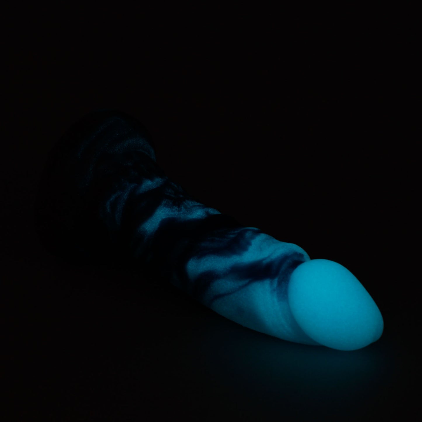 Human Bard Medium 00-30 Soft Blue Color Spray GITD Suction Base