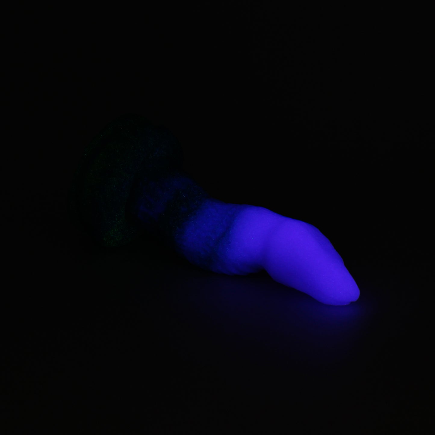 Medusa Small 00-30 Soft Indigo Dream GITD Suction Base