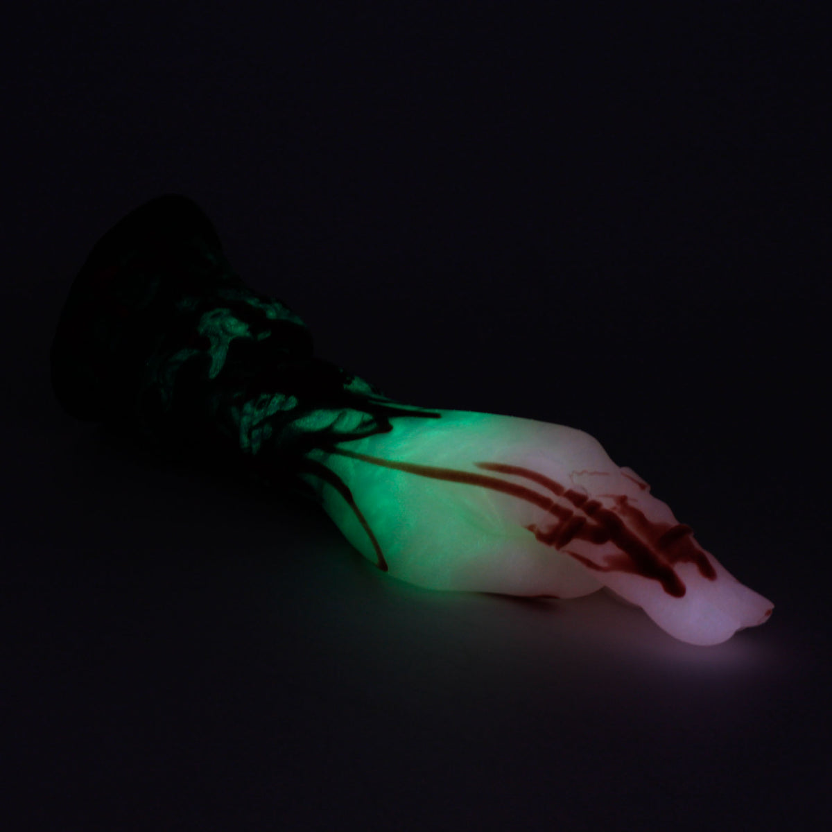 Mage Hand Medium 00-30 Soft Haunted Slasher GITD Suction Base