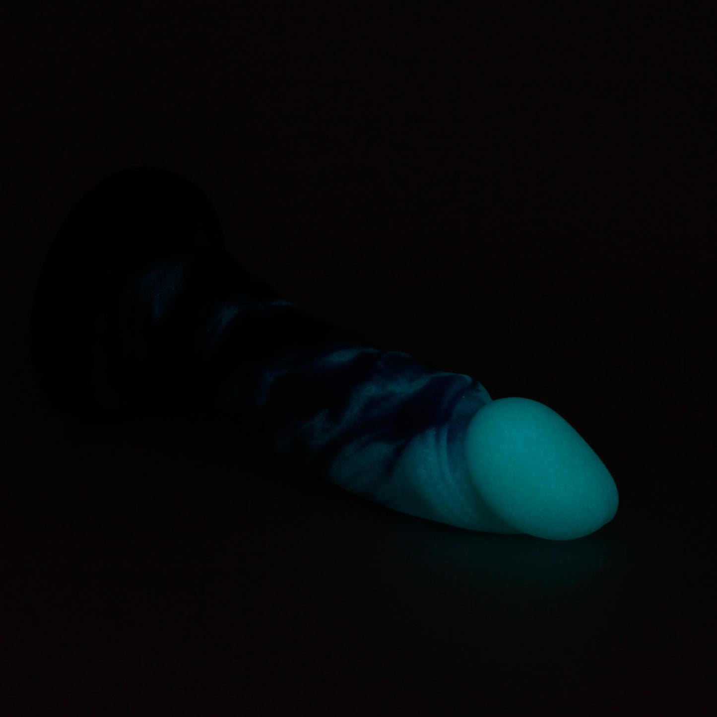 Human Bard Medium 00-30 Soft Tropical Coral GITD Suction Base