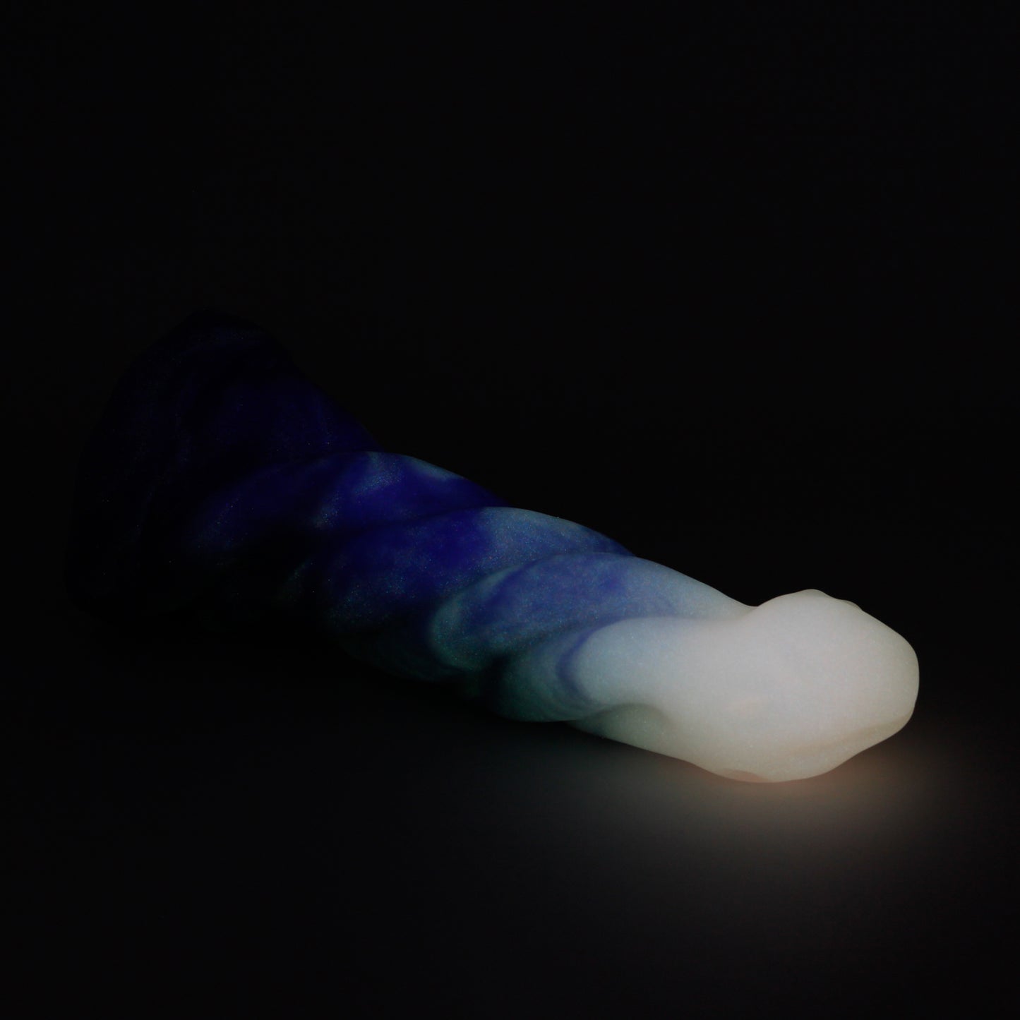 Mind Flayer Medium 00-30 Soft Winters Kiss GITD Suction Base