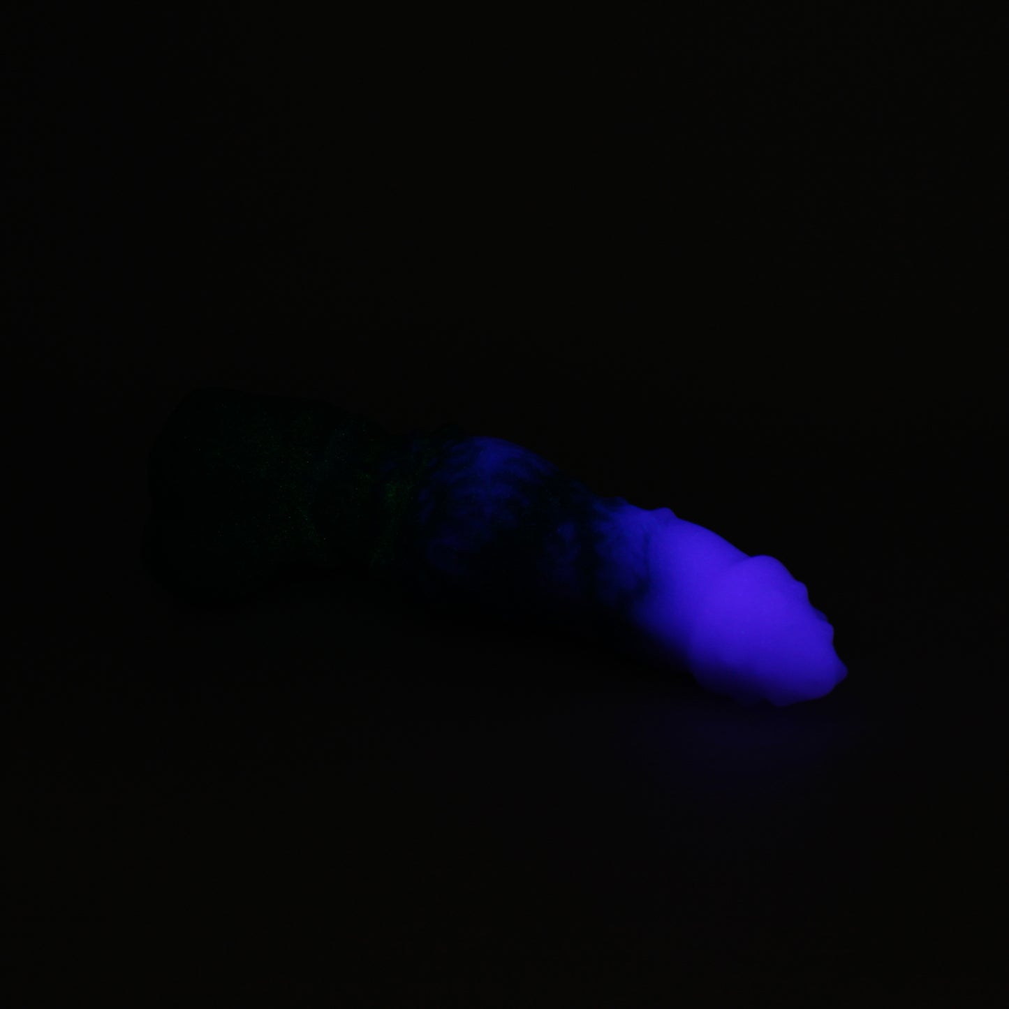 Tabaxi Medium 00-30 Soft Indigo Dream GITD
