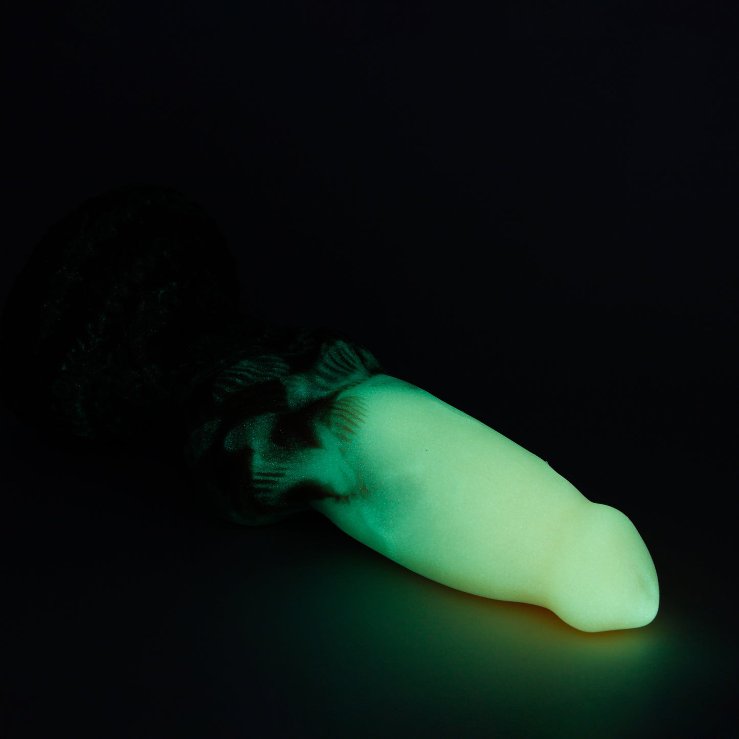 Direwolf X-Large 00-30 Soft Fairy Fire GITD Suction Base