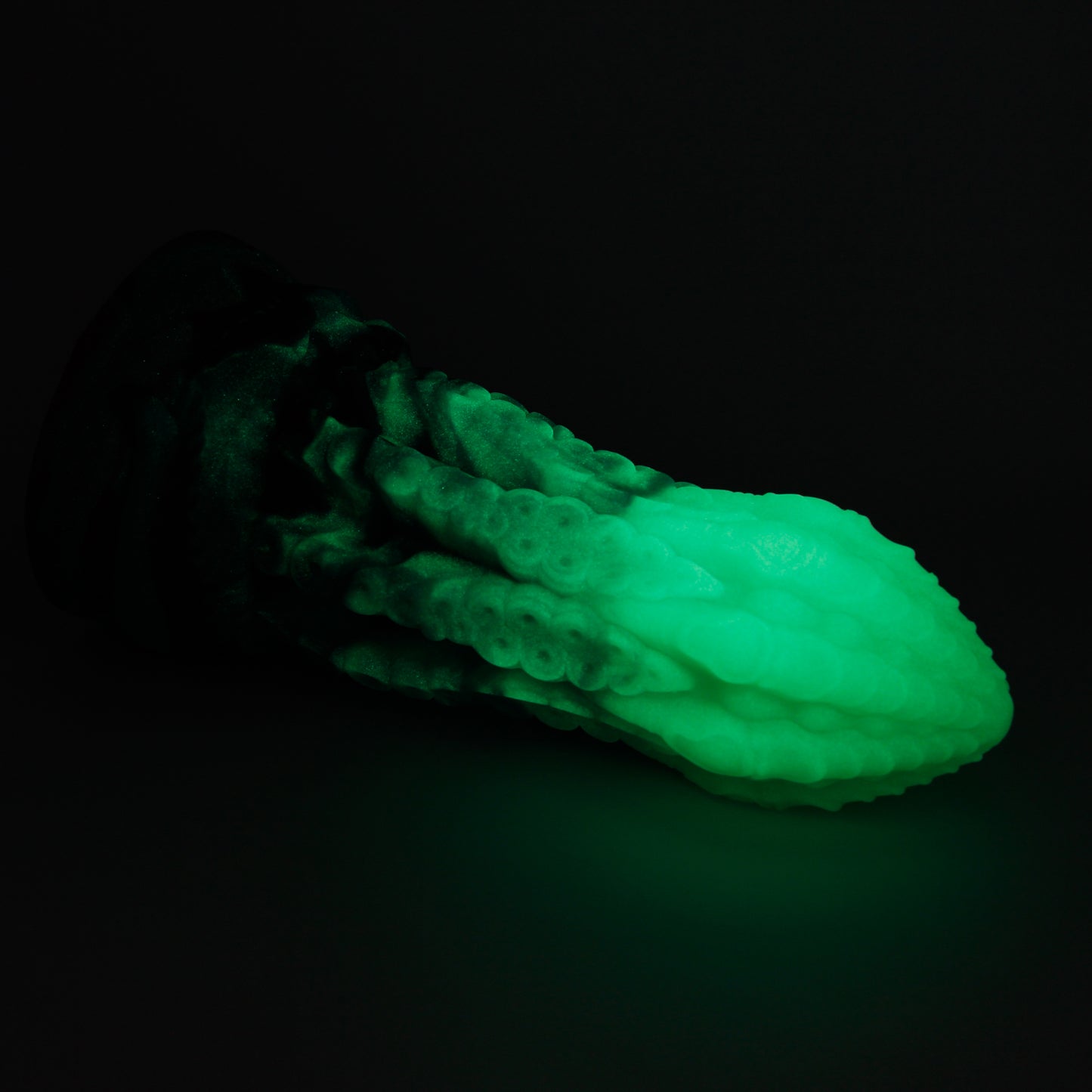 Dark Mantle X-Large 00-30 Soft Deck The Halls GITD Suction Base