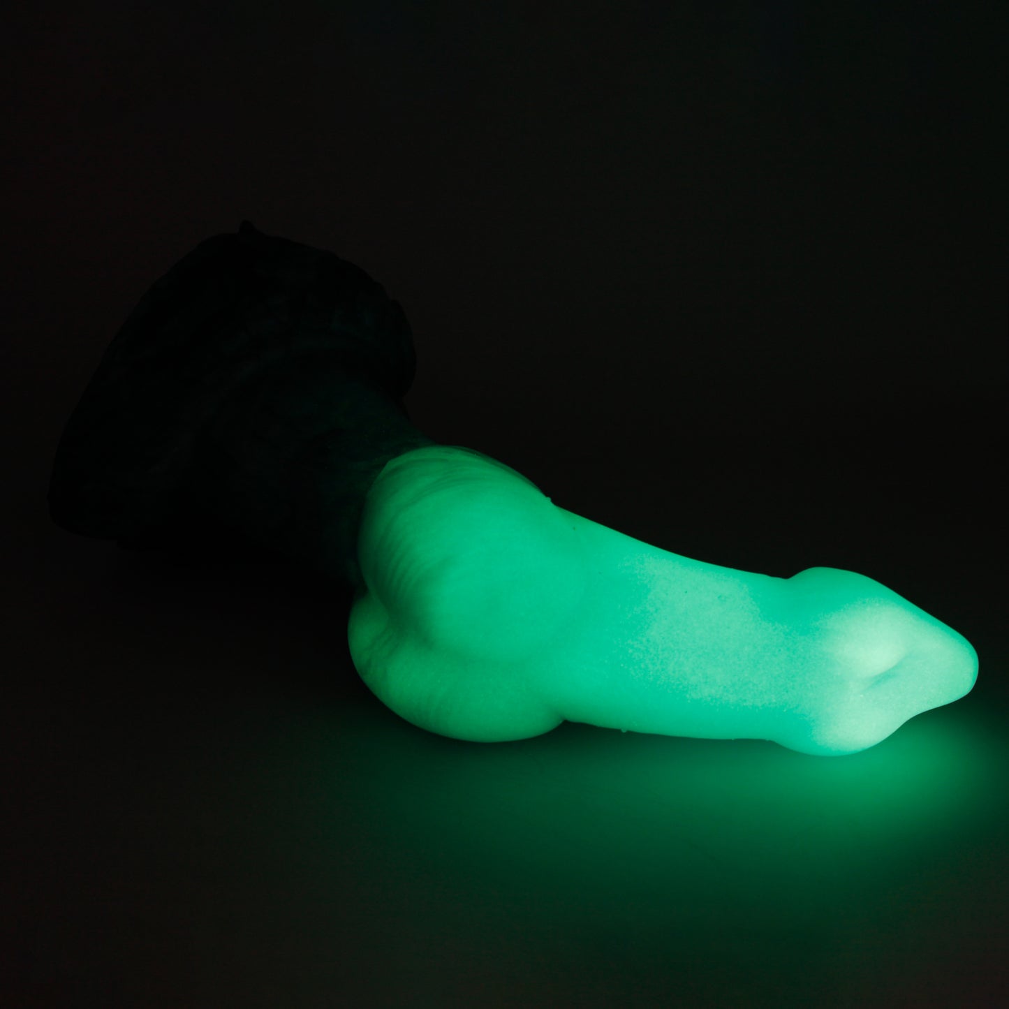 Owlbear X-Large 00-30 Soft Enchanted Water GITD CS