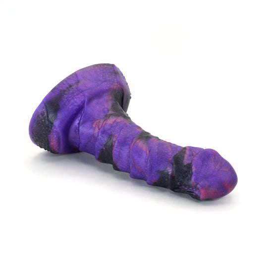 |Available @ 6 PM ET| Gilbert Small 00-50 Medium  From Outer Space