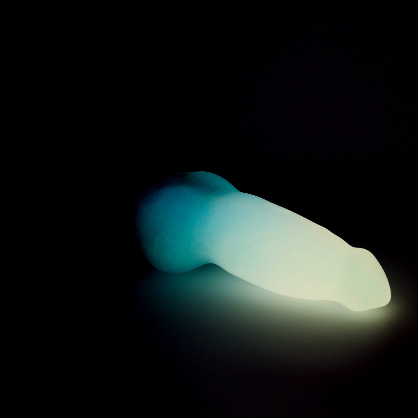 Direwolf X-Large 00-31 Soft Near Clear Holiday Twinkle GITD Suction Base