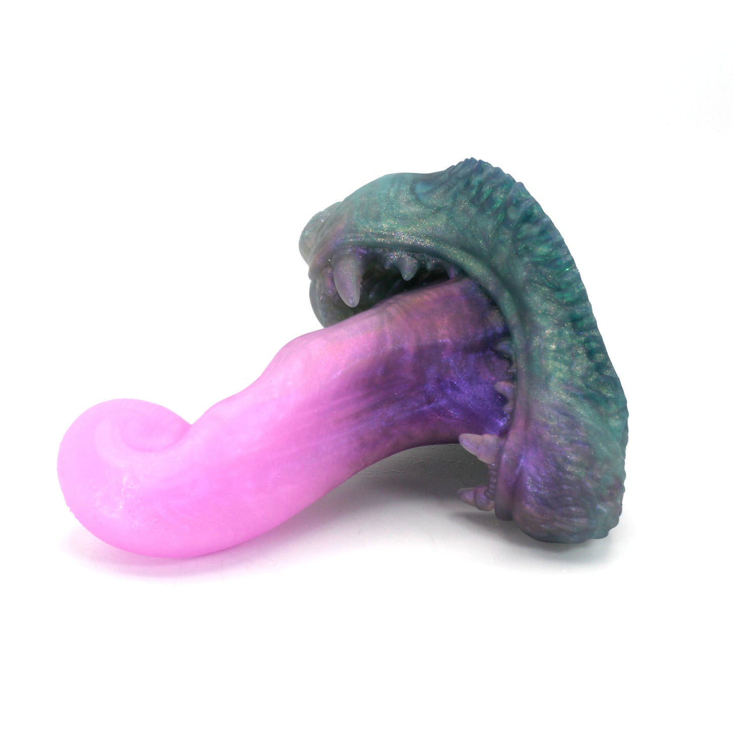 Rakshasa Medium 00-31 Soft Near Clear Fluorite Color Shift