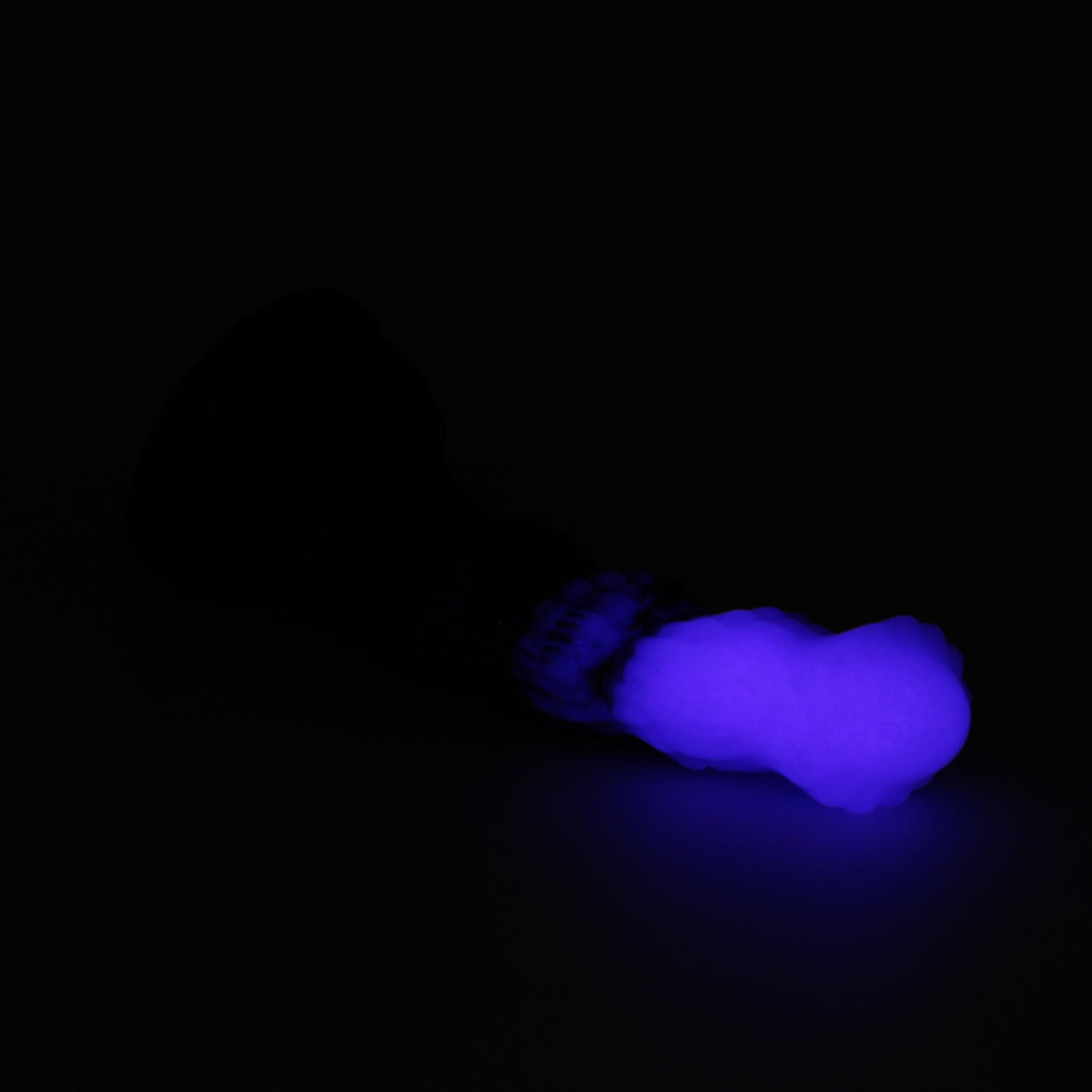 Kelpie Small 00-30 Soft Aster GITD CS Suction Base